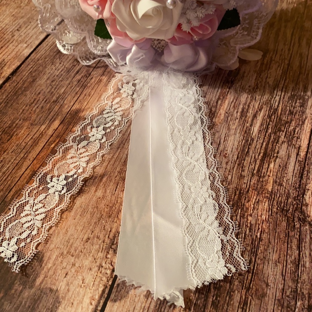 Girls fake bouquet for communion - Picture 2 of 7
